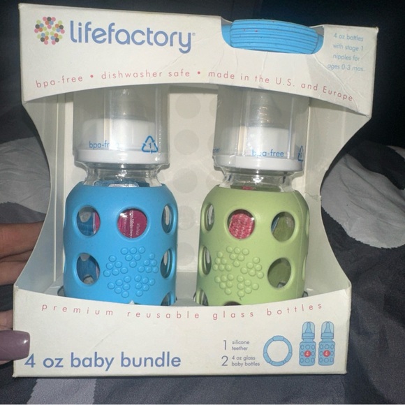 New 2 Lifefactory 4oz Glass Baby Bottle Bundle Set & Teether Blue & Green Gift - Picture 1 of 4